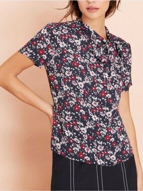 Brooks Brothers Red Fleece Floral Top Sz 14 Navy Blue Tie Neck Short Sleeve EUC